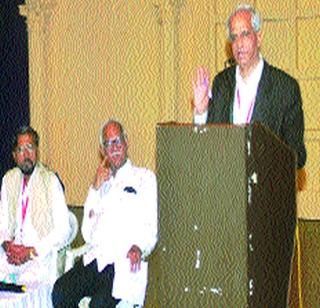 Turn on the attack on expression | अभिव्यक्तीवरील हल्ल्याकडे कानाडोळा