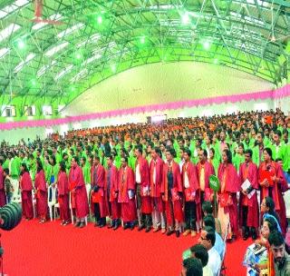 Girls medal in gold medal! | सुवर्ण पदकांत मुलींचीच बाजी! Girls medal in gold medal! | सुवर्ण पदकांत मुलींचीच बाजी!