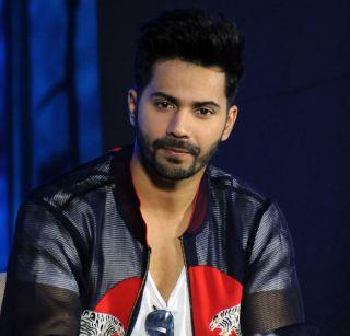 Salman, Varun Dhawan's 'Uncle' | वरुण धवनने 'अंकल' हाक मारल्याने संतापला सलमान Salman, Varun Dhawan's 'Uncle' | वरुण धवनने 'अंकल' हाक मारल्याने संतापला सलमान