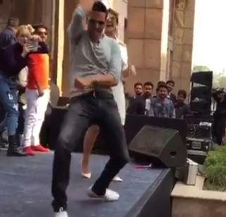 VIDEO: Thirakal Akshay Kumar on 'Chura Ke Dil Mera' | VIDEO: 'चुरा के दिल मेरा' वर थिरकला अक्षय कुमार