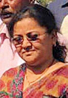 Prior to the election, Rita Padole of BJP opened an uncontested account: Bonden's retreat | मतदानापूर्वीच भाजपच्या रीता पडोळे अविरोध खाते उघडले : बोंडेंची माघार