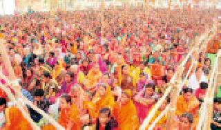 Lotus devotees' public: | लोटला भक्तांचा जनसागर : Lotus devotees' public: | लोटला भक्तांचा जनसागर :