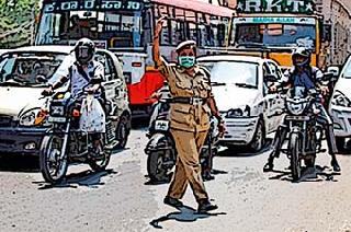 Miss Traffic Police | मिस ट्राफिक पोलीस Miss Traffic Police | मिस ट्राफिक पोलीस