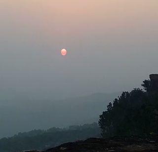 VIDEO: A rare sight of the combined sun-moonlight experienced by astronomers | VIDEO : खगोलप्रेमींनी अनुभवले एकत्रित सूर्य-चंद्रबिंबाचे दुर्मिळ दर्शन VIDEO: A rare sight of the combined sun-moonlight experienced by astronomers | VIDEO : खगोलप्रेमींनी अनुभवले एकत्रित सूर्य-चंद्रबिंबाचे दुर्मिळ दर्शन