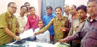 The ST driver-carrier will do the agitated movement | एसटी चालक-वाहक कामबंद आंदोलन करणार