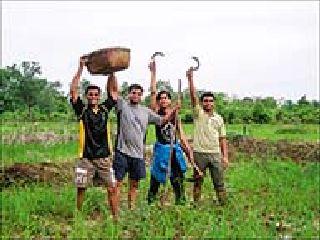 Social service is the career | समाजसेवा हेच करिअर Social service is the career | समाजसेवा हेच करिअर