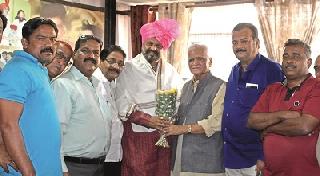 The pride of the Shahiri tradition of Kolhapur | कोल्हापूरच्या शाहिरी परंपरेचा गौरव The pride of the Shahiri tradition of Kolhapur | कोल्हापूरच्या शाहिरी परंपरेचा गौरव