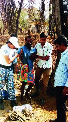 The 'shadow' of the 'mind' | ‘त्या’ मनोरुग्णाला ‘सावली’चा आधार! The 'shadow' of the 'mind' | ‘त्या’ मनोरुग्णाला ‘सावली’चा आधार!