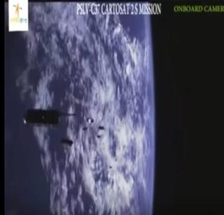 Thrilling ..! Asteroid Selfie video with 104 epicycles | थरारक..! १०४ उपग्रहासह अवकाशात झेपवलेल्या अग्निबाणाचा सेल्फी व्हिडिओ Thrilling ..! Asteroid Selfie video with 104 epicycles | थरारक..! १०४ उपग्रहासह अवकाशात झेपवलेल्या अग्निबाणाचा सेल्फी व्हिडिओ