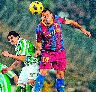 Football 'Headers' Dangerous for the Brain | फुटबॉल ‘हेडर’ मेंदूसाठी धोकादायक Football 'Headers' Dangerous for the Brain | फुटबॉल ‘हेडर’ मेंदूसाठी धोकादायक