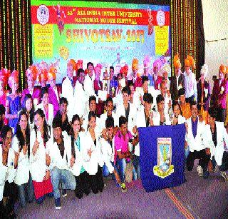 Winners in Mumbai University 'Shiva Tosve' | मुंबई विद्यापीठ ‘शिवोत्सव’मध्ये विजेते Winners in Mumbai University 'Shiva Tosve' | मुंबई विद्यापीठ ‘शिवोत्सव’मध्ये विजेते
