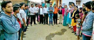 Gooding at Hussara keeps the team around the pond kept | हसारा येथे गुडमॉर्निंग पथकाने ठेवली तलावाभोवती पाळत Gooding at Hussara keeps the team around the pond kept | हसारा येथे गुडमॉर्निंग पथकाने ठेवली तलावाभोवती पाळत