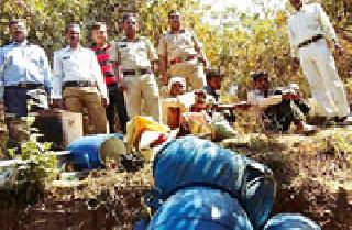 Three liquor merchants arrested | तीन दारू विक्रेत्यांना अटक