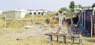 Encroachment Detection of Anganwadi area | अंगणवाडी परिसराला अतिक्रमणाचा विळखा Encroachment Detection of Anganwadi area | अंगणवाडी परिसराला अतिक्रमणाचा विळखा