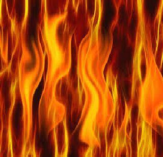 A fire in a watery plastic godown, a fire of 4 people | भिवंडीत प्लॅस्टिक गोदामाला आग, 4 जणांचा मृत्यू A fire in a watery plastic godown, a fire of 4 people | भिवंडीत प्लॅस्टिक गोदामाला आग, 4 जणांचा मृत्यू