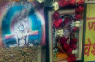 Shree's manifesto in Khaparda wada | खापर्डे वाड्यात ‘श्रीं’चा प्रगटदिन Shree's manifesto in Khaparda wada | खापर्डे वाड्यात ‘श्रीं’चा प्रगटदिन