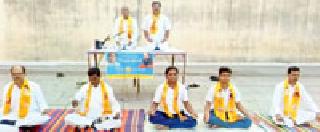 Yoga Camp in District Prison | जिल्हा कारागृहात योग शिबिर Yoga Camp in District Prison | जिल्हा कारागृहात योग शिबिर