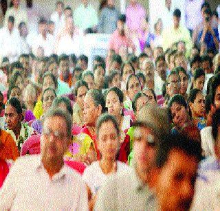 In both the disputes, the questions will arise | दोघांच्या भांडणात प्रश्नांना ठेंगा In both the disputes, the questions will arise | दोघांच्या भांडणात प्रश्नांना ठेंगा