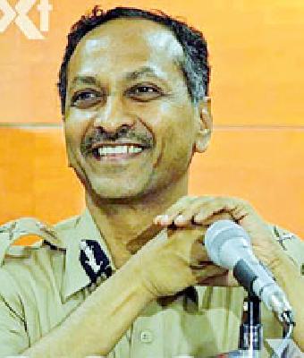 Fearlessly, vote in peace: the police commissioner | निर्भयपणे, शांततेत मतदान करा : पोलीस आयुक्त