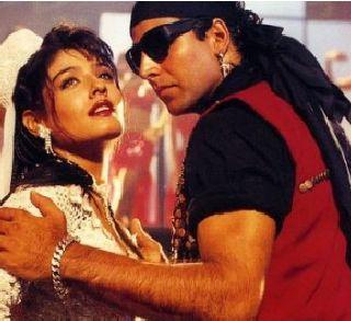 Jaiti Jagati Hot 'Mast Mast Cheez' machine | जिती जागती हॉट 'मस्त मस्त चीज' मशिनमध्ये Jaiti Jagati Hot 'Mast Mast Cheez' machine | जिती जागती हॉट 'मस्त मस्त चीज' मशिनमध्ये