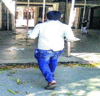 Nothing for polling agents | पोलिंग एजंटांसाठी काहीही Nothing for polling agents | पोलिंग एजंटांसाठी काहीही