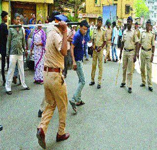 Due to the list of rosary Rada | यादीतील घोळामुळे राडा