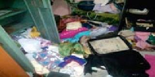 Lakhani, theft in the Pawani area | लाखनी, पवनी परिसरात चोरी Lakhani, theft in the Pawani area | लाखनी, पवनी परिसरात चोरी