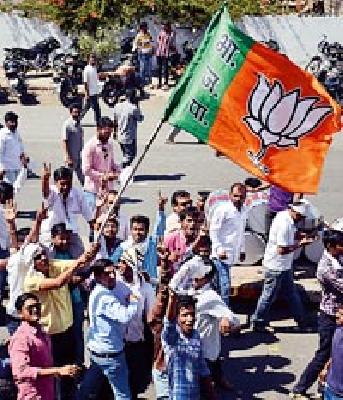 Amravati BJP, Congress in the district | अमरावतीत भाजप, जिल्ह्यात काँग्रेस