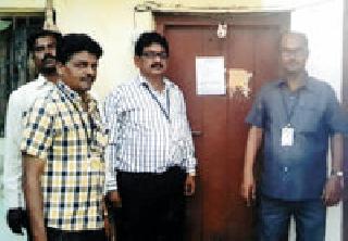 Property seizure for seven defaulters | सात थकबाकीदारांवर मालमत्ता जप्तीची कारवाई