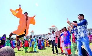 Think seriously about the creation of Navbharat | नवभारत निर्मितीचा गांभीर्याने विचार करा Think seriously about the creation of Navbharat | नवभारत निर्मितीचा गांभीर्याने विचार करा