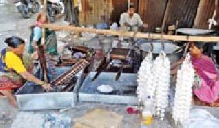 There was a lot: | आली धुळवड : There was a lot: | आली धुळवड :