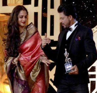 Shah Rukh Khan, the fourth artist to win this award | असा पुरस्कार मिळवणारा शाहरुख चौथा कलाकार Shah Rukh Khan, the fourth artist to win this award | असा पुरस्कार मिळवणारा शाहरुख चौथा कलाकार