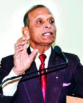 Prepare for military service: Anirudh Dev | लष्करी सेवेसाठी तयारी करावी : अनिरुद्ध देव