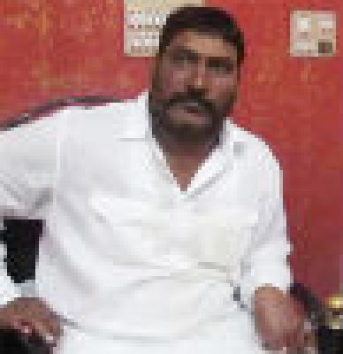 MUM Nutan corporator Tawfiq Sheikh Zarband, two police detainees in Solapur | सोलापूरातील एमआयएम नूतन नगरसेवक तौफीक शेख जेरबंद, दोन पोलीस कोठडी