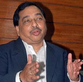 Shiv Sena will quit the power after shouting - Narayan Rane | धक्का मारुन बाहेर काढल्यानंतरच शिवसेना सत्ता सोडेल - नारायण राणे Shiv Sena will quit the power after shouting - Narayan Rane | धक्का मारुन बाहेर काढल्यानंतरच शिवसेना सत्ता सोडेल - नारायण राणे