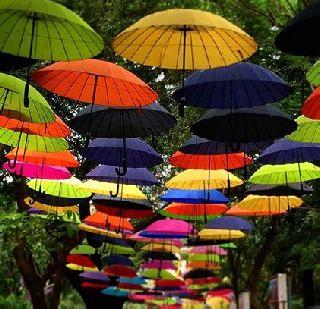 After the defeat of MNS, the first selfie point in Mumbai is closed | मनसेच्या पराभवानंतर मुंबईतला पहिला सेल्फी पॉईंट बंद After the defeat of MNS, the first selfie point in Mumbai is closed | मनसेच्या पराभवानंतर मुंबईतला पहिला सेल्फी पॉईंट बंद