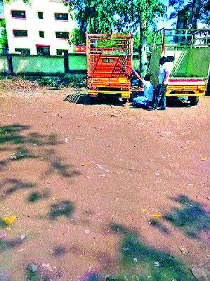 RTO Office Premises Agent Shops | आरटीओ कार्यालयाच्या आवारात एजंटांची दुकाने RTO Office Premises Agent Shops | आरटीओ कार्यालयाच्या आवारात एजंटांची दुकाने