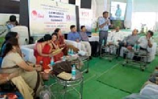 Trying to make the world market available | जागतिक बाजारपेठ उपलब्ध करण्याचा प्रयत्न करणार Trying to make the world market available | जागतिक बाजारपेठ उपलब्ध करण्याचा प्रयत्न करणार