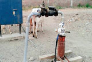 Due to scarcity of water in Maregaon | मारेगावात पाणी टंचाईचे सावट