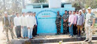 Construction of toilets on CRPF | सीआरपीएफच्या वतीने शौचालय बांधकाम