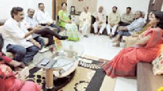 Kusumagraj's Poetry From Personality to Globalization | कुसुमाग्रजांची कविता वैयक्तिकतेकडून वैश्विकतेकडे जाणारी Kusumagraj's Poetry From Personality to Globalization | कुसुमाग्रजांची कविता वैयक्तिकतेकडून वैश्विकतेकडे जाणारी