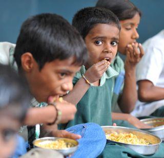 More than half of children below five years are malnourished in India | भारतात पाच वर्षाखालील अर्ध्याहून जास्त मुलं कुपोषित More than half of children below five years are malnourished in India | भारतात पाच वर्षाखालील अर्ध्याहून जास्त मुलं कुपोषित