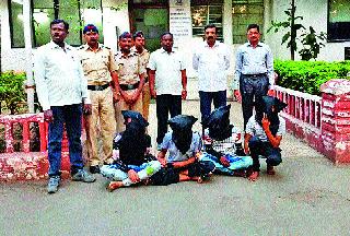 Leftover the mysteries of the hamlets | हमालाच्या खुनाचे गूढ उकलले Leftover the mysteries of the hamlets | हमालाच्या खुनाचे गूढ उकलले