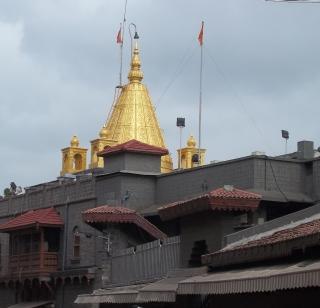 Sai temple, transfer of seats illegal | साई मंदिर, जागांचे हस्तांतरण बेकायदा Sai temple, transfer of seats illegal | साई मंदिर, जागांचे हस्तांतरण बेकायदा