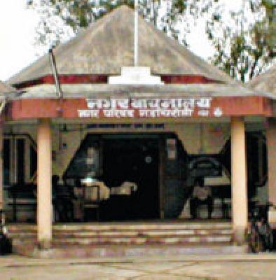 The Municipal Corporation's tax collection is 55% | पालिकेची कर वसुली ५५ टक्क्यांवर