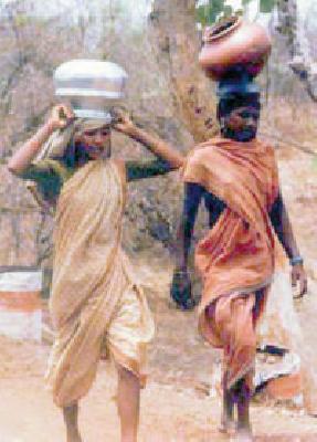 The severe problem of drinking water | पिण्याच्या पाण्याची भीषण समस्या The severe problem of drinking water | पिण्याच्या पाण्याची भीषण समस्या