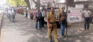 The protest against the 'incident' that was removed from the morcha | मोर्चा काढून नोंदविला ‘त्या’ घटनेचा निषेध The protest against the 'incident' that was removed from the morcha | मोर्चा काढून नोंदविला ‘त्या’ घटनेचा निषेध