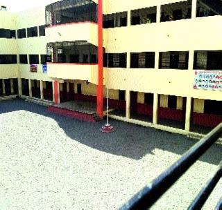 The squared team has not reached! | बैठे पथक पोहोचलेच नाही! The squared team has not reached! | बैठे पथक पोहोचलेच नाही!