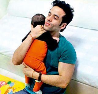 United | एकेकटे United | एकेकटे