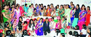 Vanitya MahatmaDindi Palele Shereh Sammelan | वणीत महिलादिनी रंगले स्रेहसंमेलन Vanitya MahatmaDindi Palele Shereh Sammelan | वणीत महिलादिनी रंगले स्रेहसंमेलन